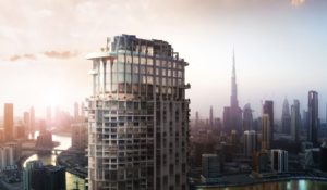 Un gratte-ciel moderne au premier plan, qui rappelle le SLS Dubaï, se dresse sur un horizon composé de nombreux immeubles de grande hauteur sous un lever de soleil doré. Le paysage urbain évoque un sentiment de développement et de modernité