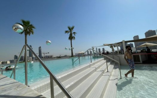 Five Hotels & Resorts à JVC
