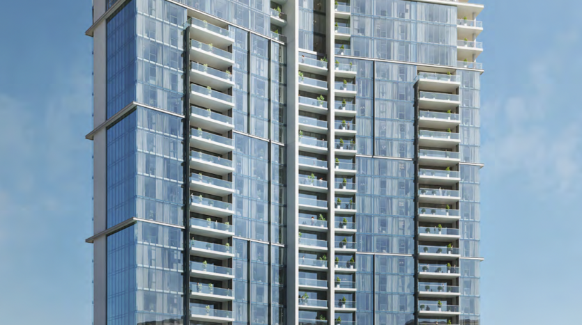 Deux immeubles modernes de grande hauteur avec des façades en verre réfléchissantes, dotés de balcons et de structures sur le toit, situés au bord d&#039;un lagon avec des palmiers et un petit bateau à Dubaï.