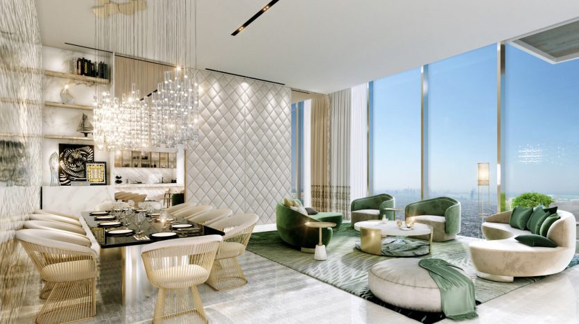 Salon moderne et luxueux dans un appartement de Dubaï avec des chaises en velours vert, des murs en marbre, un lustre en cristal, des baies vitrées offrant une vue sur la ville et une table à manger élégamment dressée.
