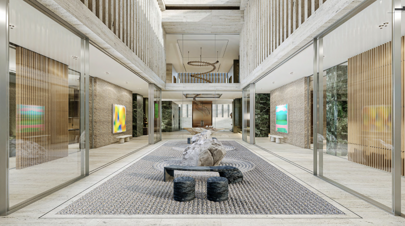 Intérieur d&#039;une galerie d&#039;art moderne avec sculptures abstraites et écrans numériques colorés. L&#039;espace est conçu avec des sols en marbre, des lattes de bois et un aménagement sur deux étages avec balcons. Cette galerie est située dans un luxueux