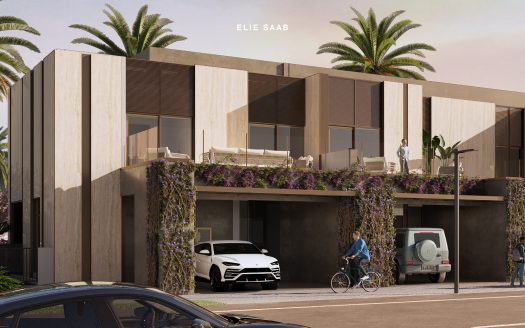 Bâtiment moderne au design architectural épuré avec boiseries et balcons ornés de plantes. Un cycliste et des voitures sont visibles devant, sous un ciel ensoleillé et planté de palmiers à Dubaï.