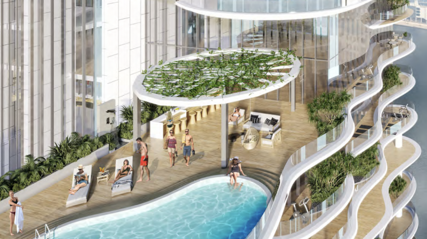 Immeuble luxueux de grande hauteur comprenant plusieurs piscines sur des terrasses en cascade, entouré d&#039;une verdure luxuriante et des personnes bénéficiant des commodités d&#039;un appartement haut de gamme à Dubaï.