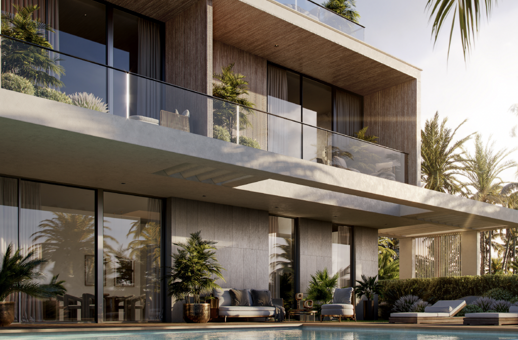 Luxueuse villa moderne à Dubaï avec de grandes fenêtres en verre, des accents en bois et des balcons donnant sur une piscine sereine entourée de palmiers luxuriants.