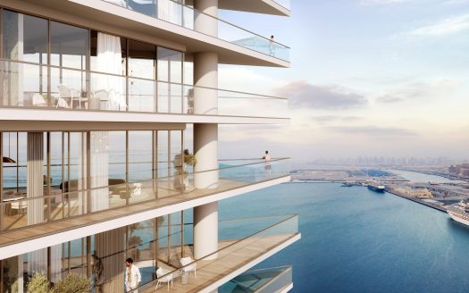 Immeuble d&#039;appartements moderne de grande hauteur à Dubaï avec de grands balcons donnant sur un port animé avec des navires. La façade du bâtiment présente de grandes surfaces vitrées et un design contemporain, ce qui en fait une opportunité d&#039;investissement de premier ordre à Dubaï.