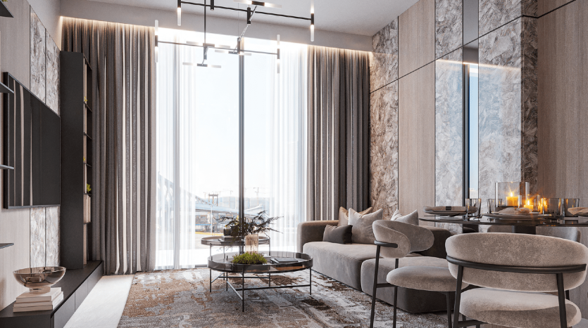 Un salon moderne dans une villa de Dubaï avec de grandes fenêtres, des murs en marbre élégants, des canapés moelleux, une table basse en verre, un tapis texturé et une suspension élégante, vu à la lumière du jour.
