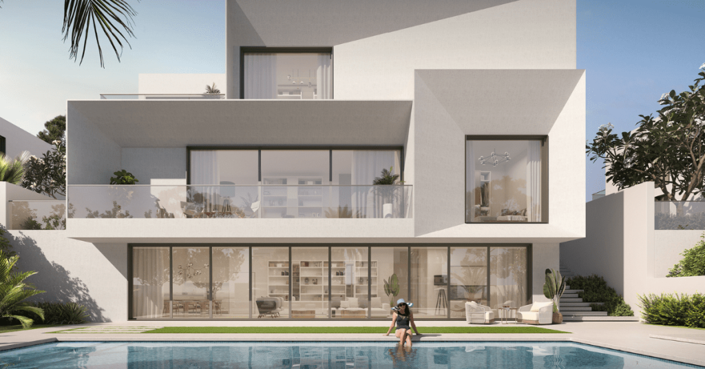 Moderne dreistöckige Villa in Dubai mit großen Glasfenstern, geräumigen Balkonen und einem rechteckigen Pool davor. Eine Person sitzt in einer entspannten Pose am Rand des Pools. Üppiges Grün