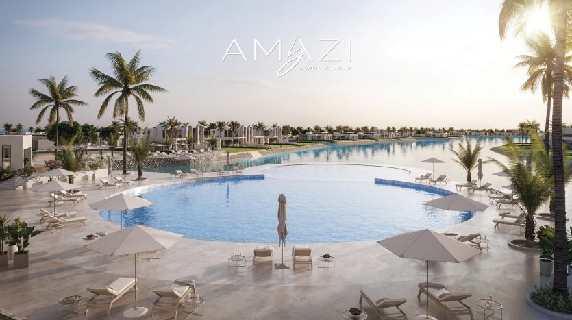Une piscine luxueuse avec une eau cristalline, entourée de palmiers, de parasols blancs et de chaises longues, sous un ciel dégagé. L&#039;expression « investissement Dubaï » apparaît en haut.