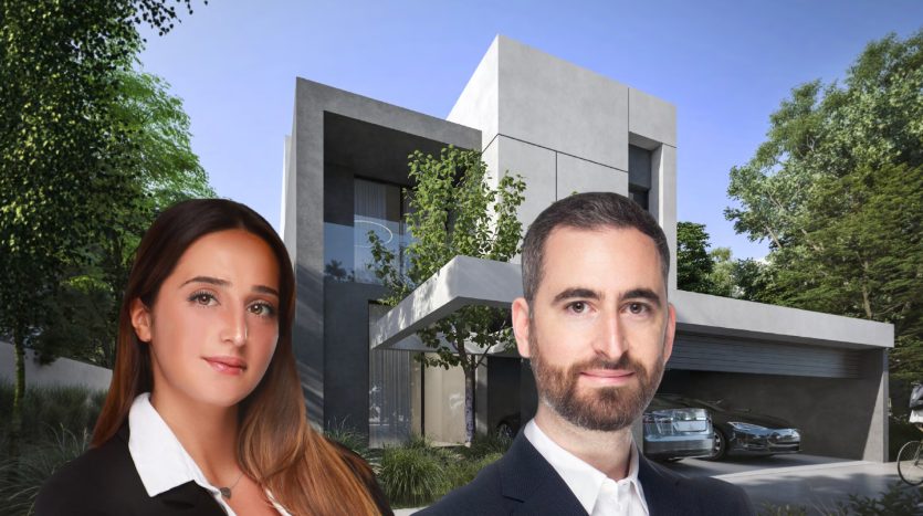 Deux professionnels, une femme et un homme, se superposent sur l’image d’une villa moderne et minimaliste à Dubaï avec une verdure luxuriante et un ciel dégagé.