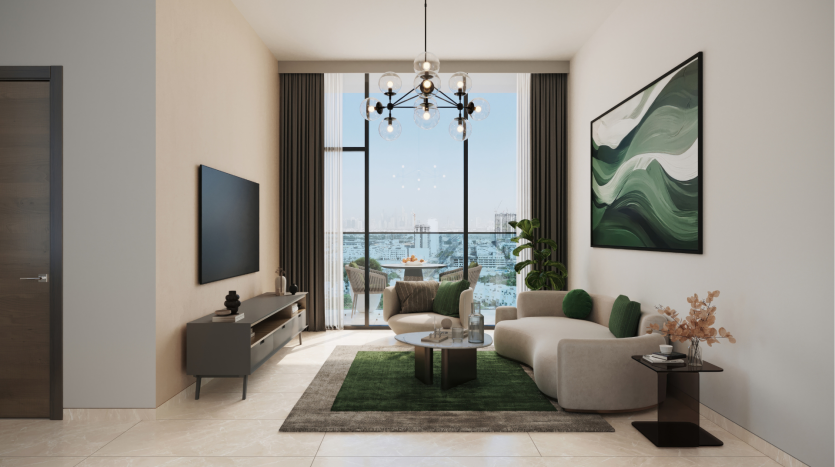 Salon moderne avec de grandes fenêtres donnant sur un front de mer, idéal pour un investissement à Dubaï. Comprend un canapé beige, un tapis vert, des œuvres d'art murales abstraites et un éclairage contemporain.