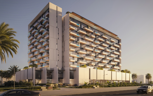 Immeuble d'appartements moderne avec de grandes fenêtres et balcons en verre, capturés au coucher du soleil. Des palmiers bordent la rue adjacente à Dubaï, contribuant à une esthétique tropicale urbaine.