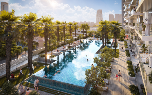 Luxueuse piscine sur le toit entourée de palmiers avec des gens nageant et bronzant, adjacente à un immeuble moderne de grande hauteur à Dubaï.