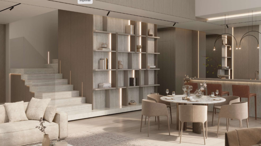 Un moderno soggiorno e una cucina a pianta aperta dai toni neutri. L'arredamento comprende un tavolo da pranzo rotondo con sedie, un divano, scaffali minimalisti, una scala e un'isola da cucina con sgabelli da bar. L'illuminazione calda esalta il design contemporaneo.