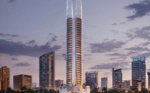 Eine moderne Stadtlandschaft in der Abenddämmerung hebt die ikonische Binghatti Skyhall hervor, einen Wolkenkratzer mit zwei beleuchteten Türmen, der von anderen Wolkenkratzern umgeben ist. Der Himmel ist teilweise bewölkt und violett-orange gefärbt, während Palmen den Vordergrund elegant säumen.