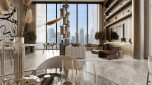 Ein modernes, luxuriöses Wohnzimmer mit raumhohen Fenstern, die den Blick auf den Himmel über der Stadt freigeben – ideal für alle, die sich in Dubai nach Immobilien umsehen – ist mit Möbeln in neutralen Farbtönen, hohen Regalen, einem runden Esstisch und einer eleganten Dekoration aus Vasen und Pflanzen ausgestattet.